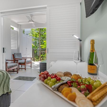Elysium Private Apartments At Beach Club & Spa 팜코브 외부 사진